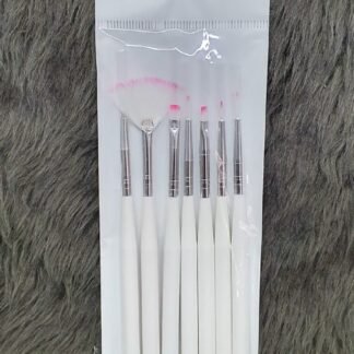 PAQUETE CON 7 PINCELES PARA MANO ALZADA ID 23447