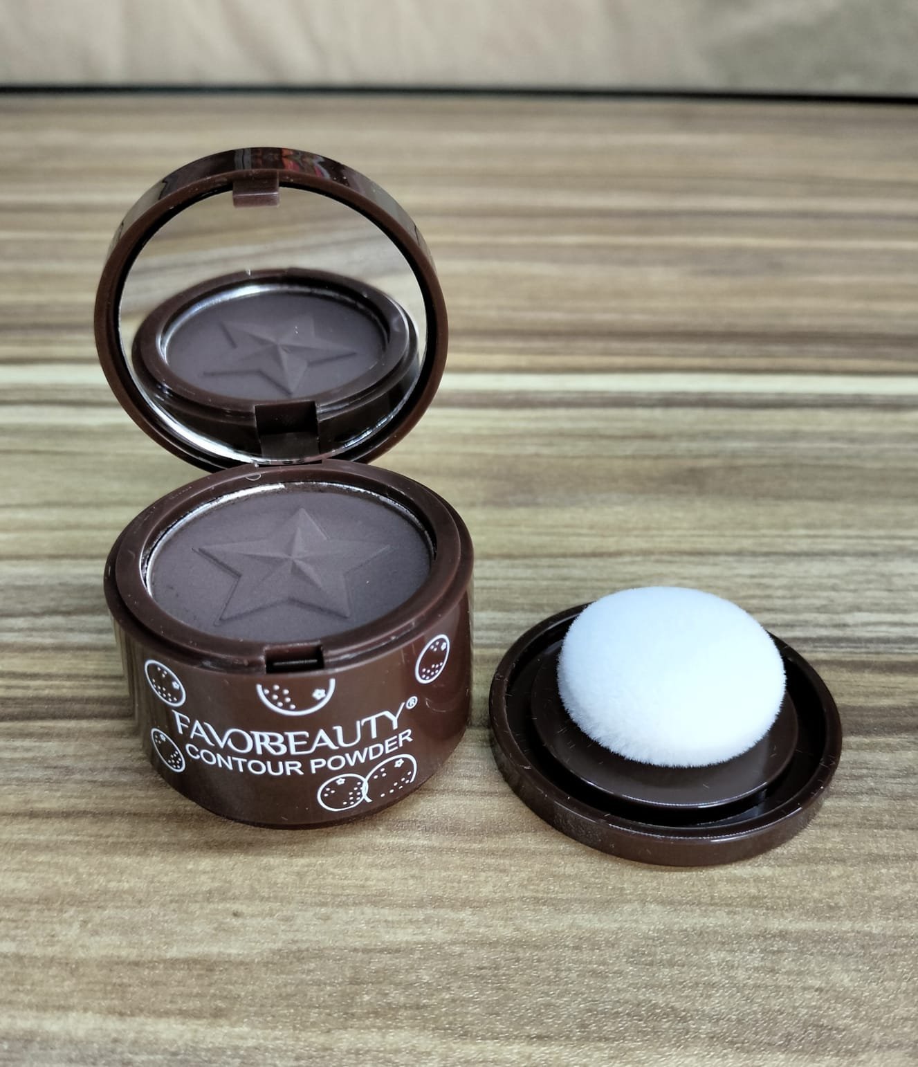 CONTORNO EN POLVO CON APLICADOR ID 26911