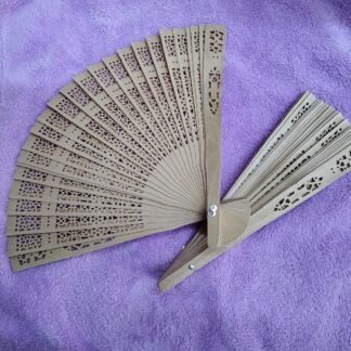 ABANICO PLEGABLE DE MADERA