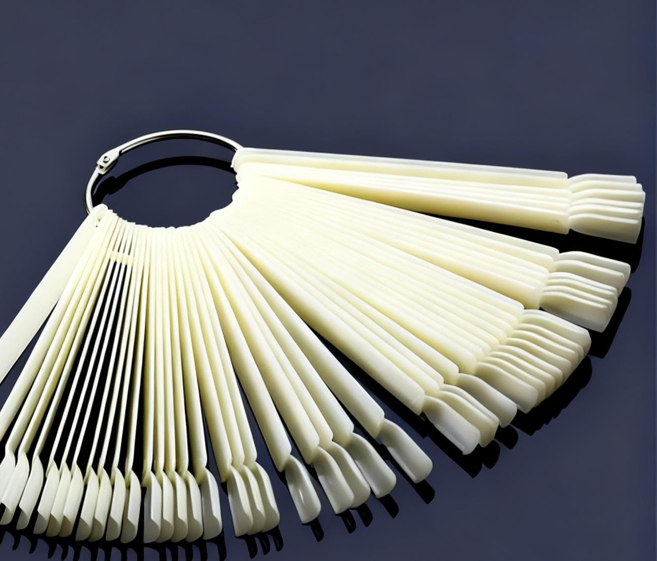 MUESTRARIO DE UÑAS BEIGE TIPO BALLERINA CON 50 PZS - Imagen 2