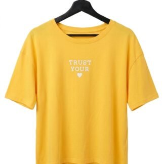 PLAYERA AMARILLA TRUST YOUR